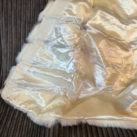 White 100% Ostrich Hair Fur Trim Sleeveless Lined Open Front Vest - Picture 7 of 13